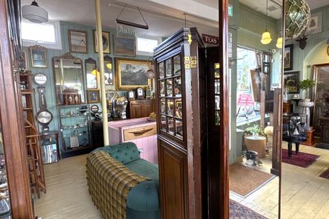Retail property (out of town) for sale, Torquay TQ2