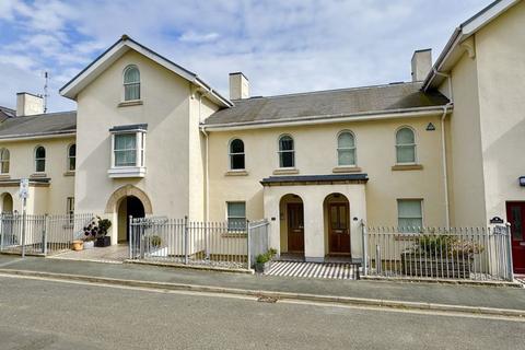 3 bedroom terraced house for sale, Castle Road, Cowes PO31