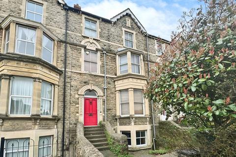 8 bedroom house of multiple occupation for sale, Bath Road, Old Town, Swindon, SN1 4AU
