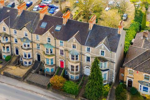 8 bedroom house of multiple occupation for sale, Bath Road, Old Town, Swindon, SN1 4AU