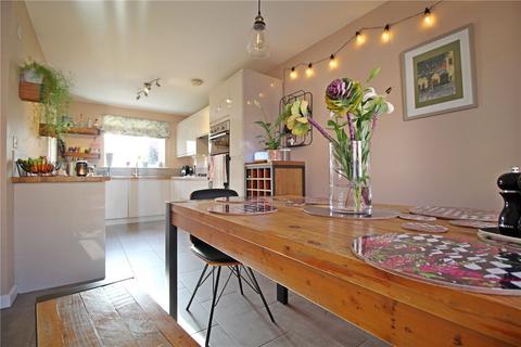2 Baroness Way, Market Deeping, Peterborough, PE6 8FJ