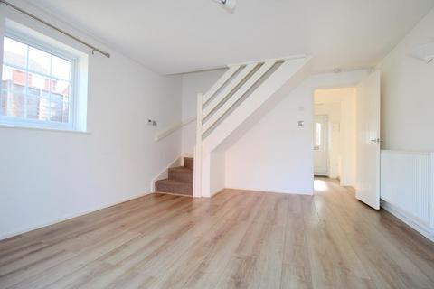 16 Felton Close, Luton, LU2 9TD