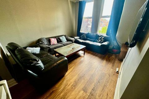 10 bedroom detached house to rent, Norman Road, Manchester, M14 5LA