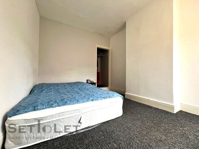 31 Chartley Road, LE31 AB - Sale 10.jpg