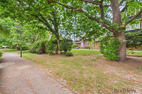 1 bedroom terraced house for sale, Ranger Walk, Addlestone, Surrey, KT15