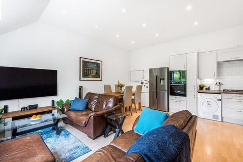 12 Ashdene Gardens, Reading, RG30 2EP