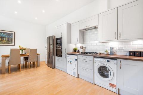 12 Ashdene Gardens, Reading, RG30 2EP