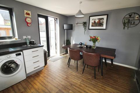 4 bedroom end of terrace house for sale, Gadwall Drive, Castleford WF10