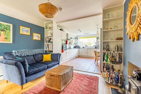 63 Castle Road, St Albans, AL1 5DQ
