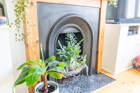 63 Castle Road, St Albans, AL1 5DQ
