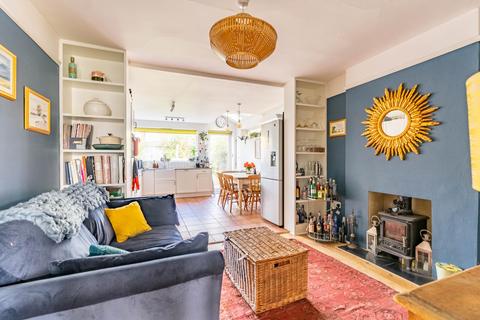 63 Castle Road, St Albans, AL1 5DQ