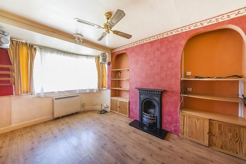 undefined, Runnymede, London SW19