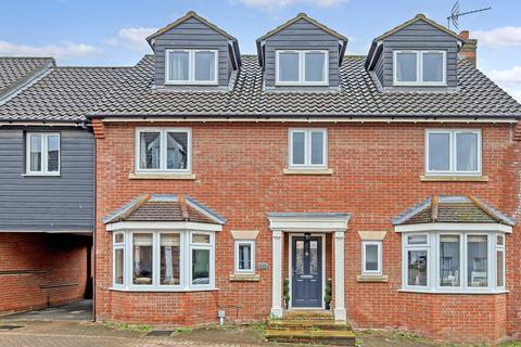 undefined, Hallett Road, Dunmow CM6