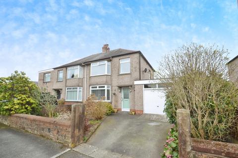 2 Strathearn Place, Dumfries, DG2 7RT