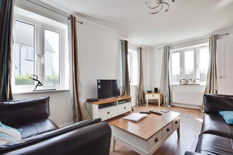 3 bedroom semi-detached house for sale, Sea Holly Walk, Rye TN31
