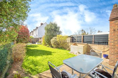 87 Whitehill Road, Gravesend, DA12 5PL