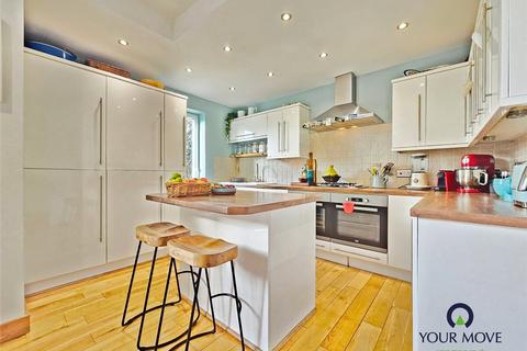 10 Avenue Road, Ramsgate, CT11 8ET