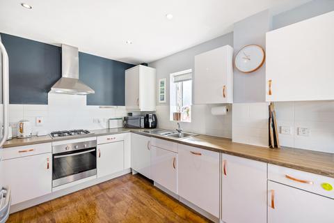 4 bedroom house for sale, Donald Gardens, Horley RH6