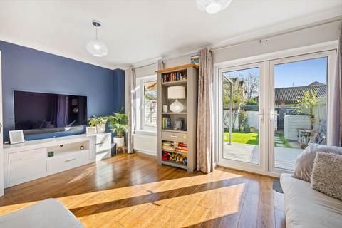 4 bedroom house for sale, Donald Gardens, Horley RH6