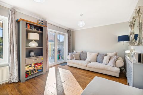 4 bedroom house for sale, Donald Gardens, Horley RH6