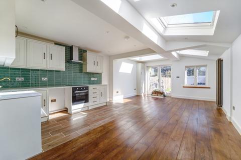 4 bedroom house to rent, South Lane, KT3