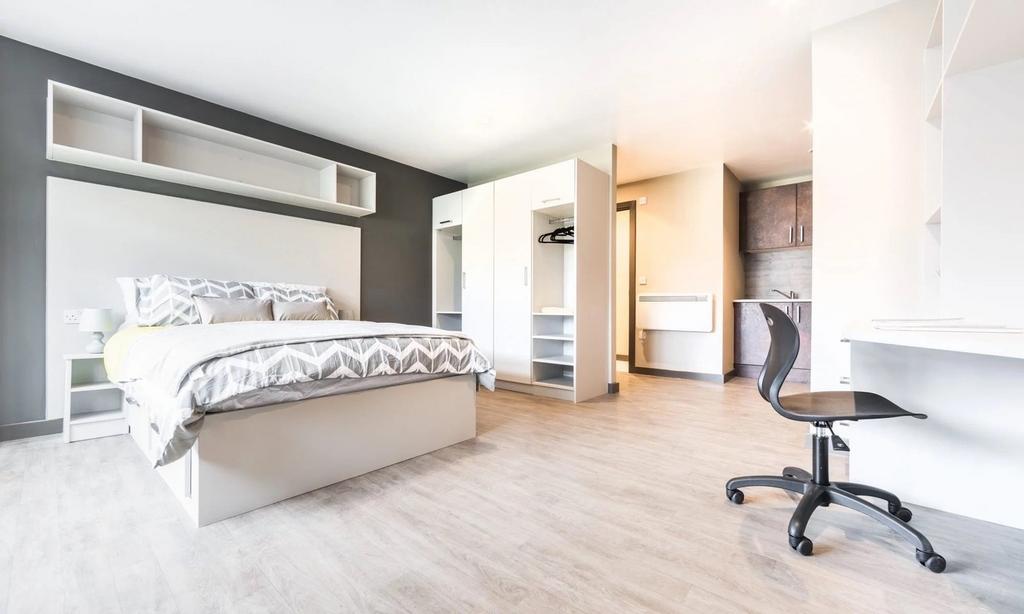 A spacious and bright large double bedroom, fea...