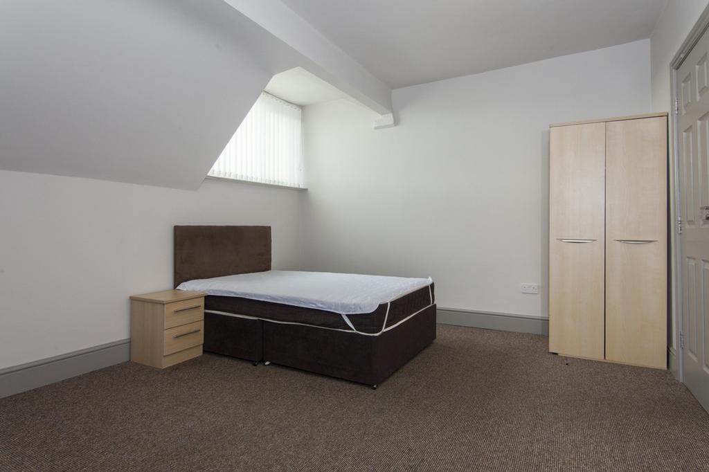 A spacious and tidy double bedroom, perfect for...