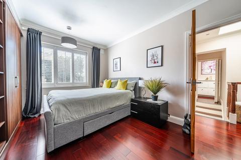 49 Chapel Farm Road, London, SE9 3NH