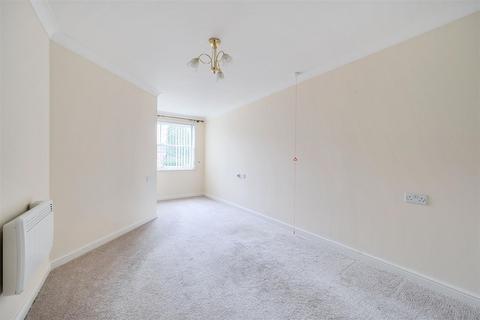 1 bedroom retirement property for sale, New Park Street, Devizes