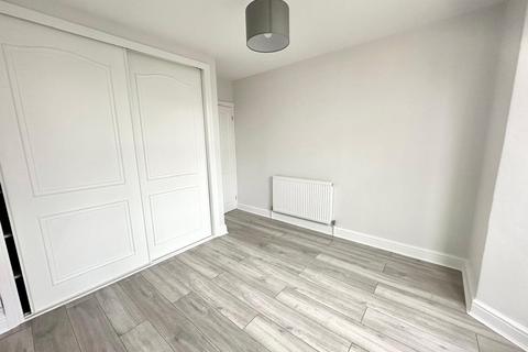 22a Laleham Road, London, SE6 2HT