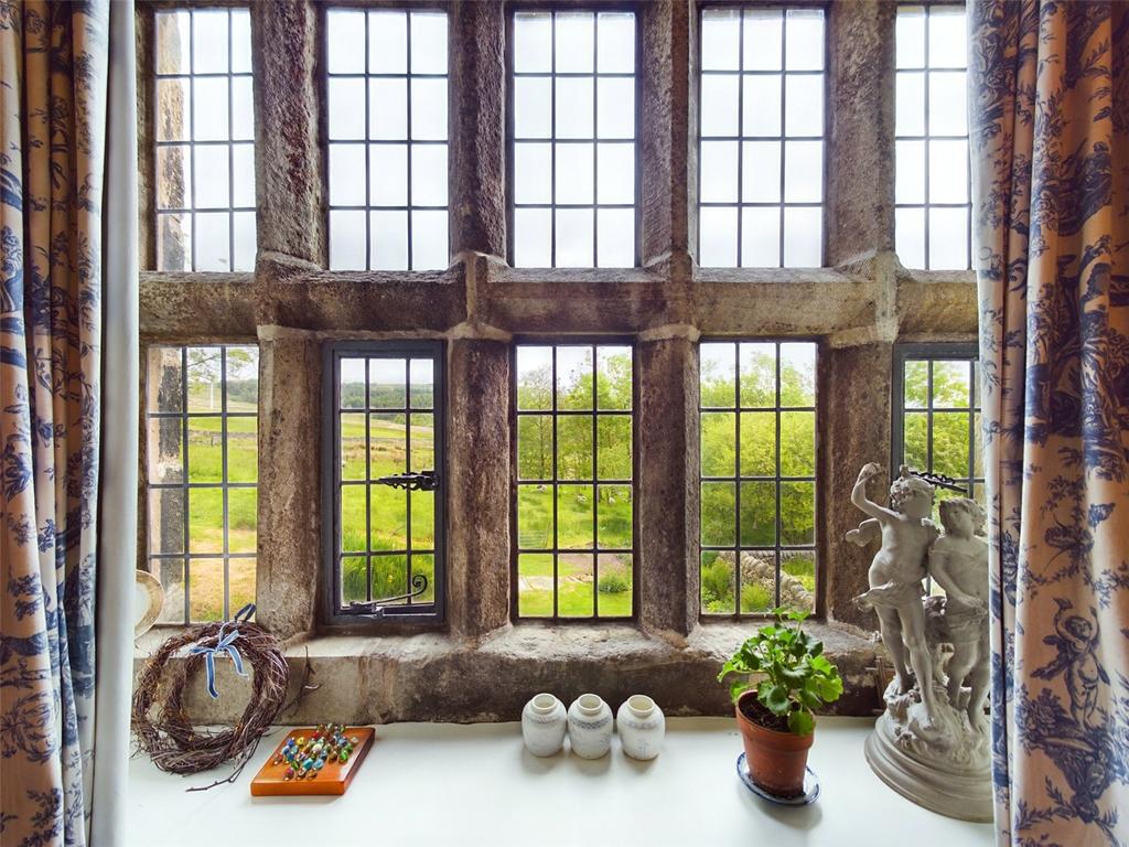 Mullioned Windows