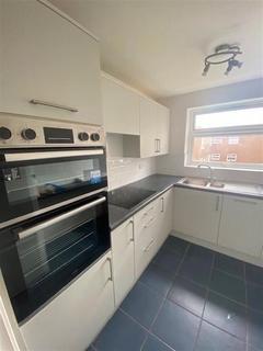 2 bedroom flat to rent, Chad Valley Close, Harborne, Birmingham, B17 9LN