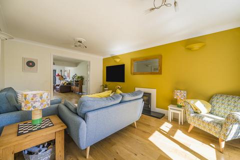 Emmetts House Emmets Nest, Binfield, Bracknell, RG42 4HH
