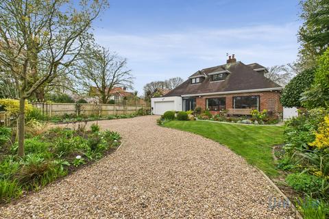 5 bedroom detached house for sale, Linden Close,  Thornton-Cleveleys, FY5