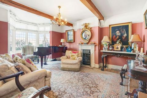 45 Pollards Hill North, London, SW16 4NJ