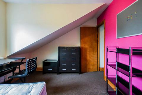 7 bedroom terraced house to rent, Hubert Road, Birmingham B29