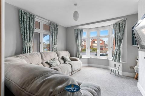 4 bedroom semi-detached house for sale, Henley Road, Walsgrave, Coventry, CV2 2FY