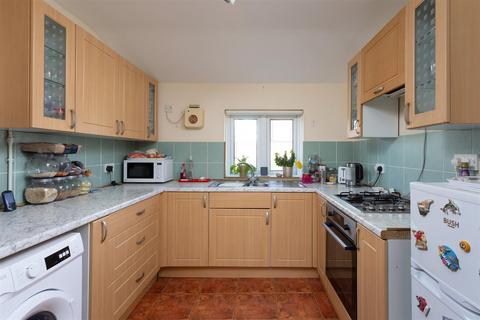 2 bedroom terraced house for sale, Hollis Crescent, Strensall, York