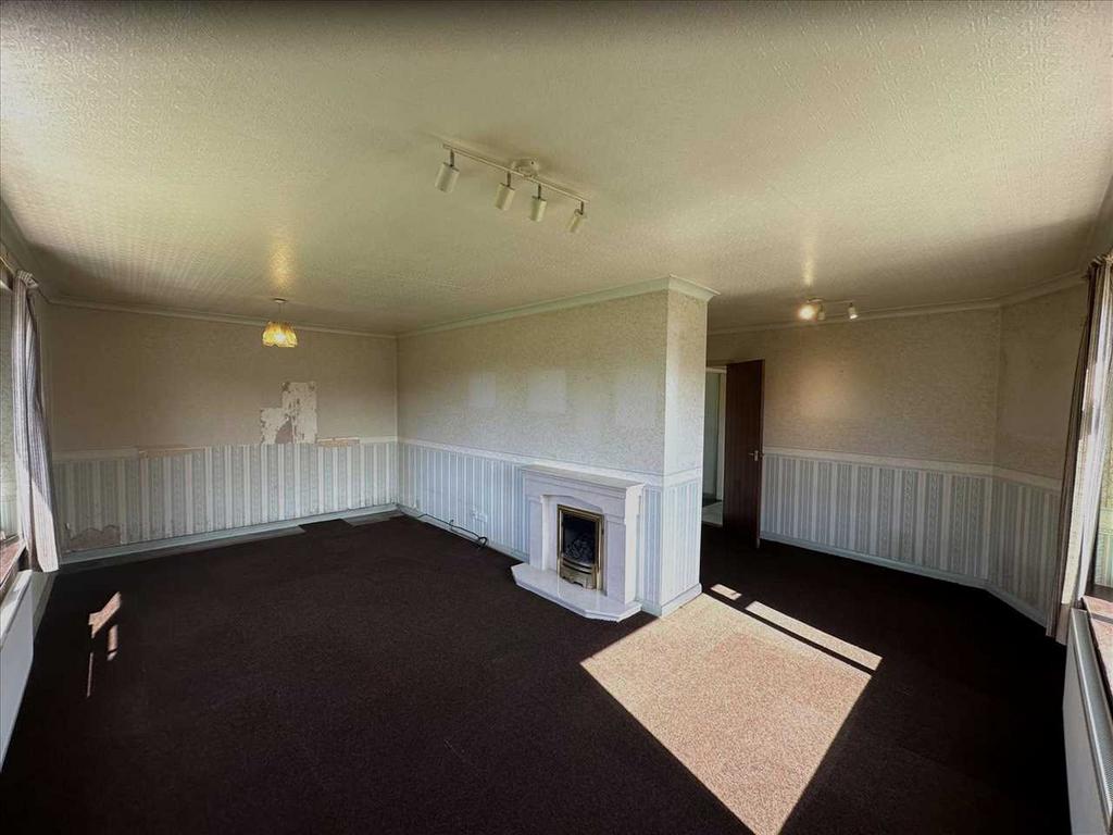 Entrance hall: