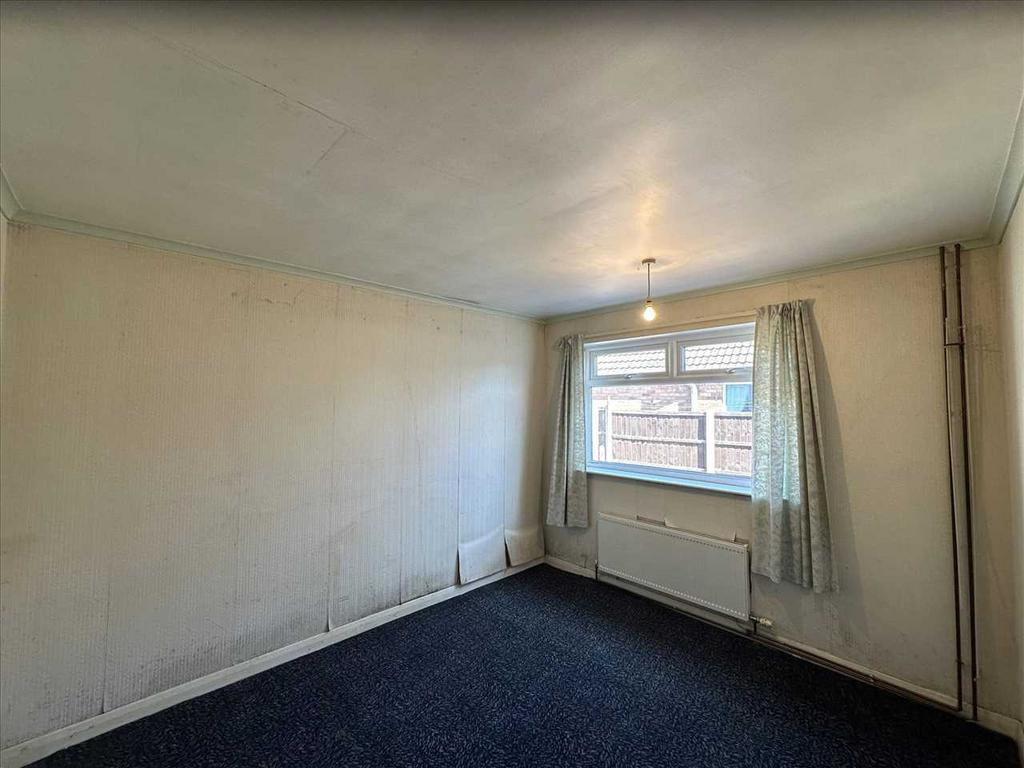 Bedroom 3: