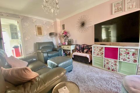 9 Agatha Place, Peterborough, PE2 8XW