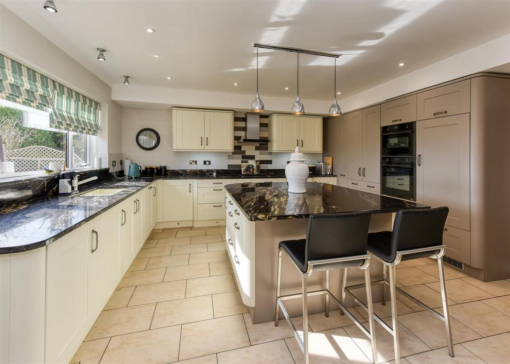Tinkers Croft-Kitchen (2).jpg