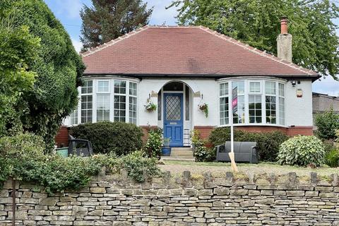 2 bedroom detached bungalow for sale, Penistone Road, Waterloo, Huddersfield, HD5 8RN