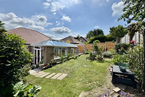 2 bedroom detached bungalow for sale, Penistone Road, Waterloo, Huddersfield, HD5 8RN