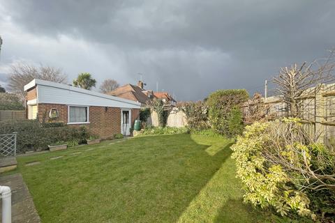 2 bedroom bungalow for sale, Cheam Road,  Ewell Village, KT17