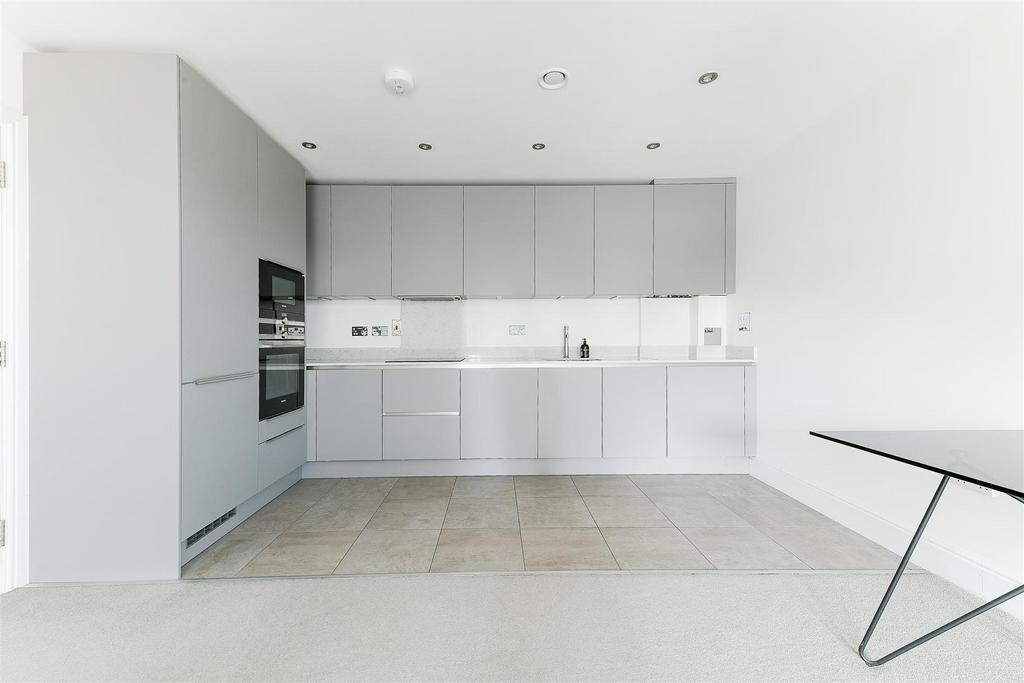 Helmsdale Court, 77 Woodcote Road1.jpg