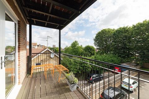 2 bedroom apartment for sale, Woodcote Road, South Wallington