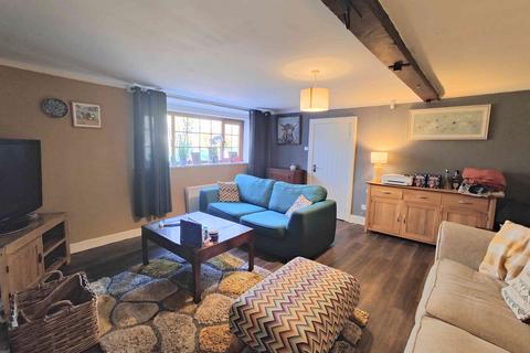 3 bedroom cottage for sale, Baxter Lane, Halifax HX3