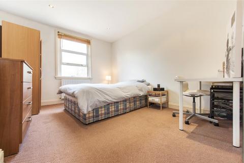 3 bedroom flat for sale, Appach Road, SW2