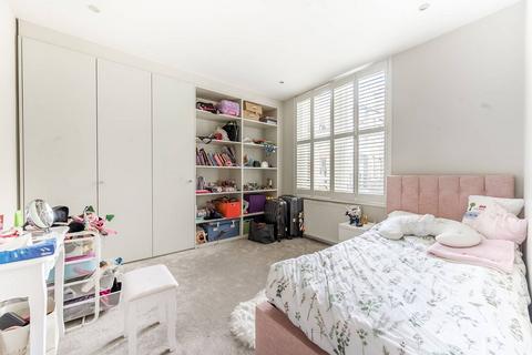 3 bedroom flat for sale, Ashburnham Road, Chelsea, London, SW10